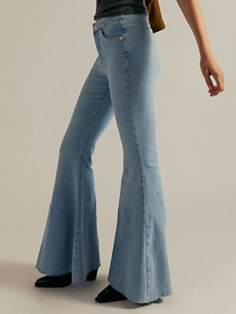 Free People CRVY We The Free Just Float On Flare Jeans Lace Up Back Raw Hem 30S